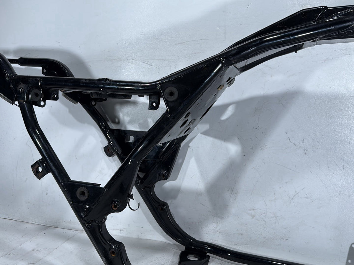 2006 Harley Electra Glide Touring Ultra FLHTCUI OEM Body Main Frame Chassis SLVG