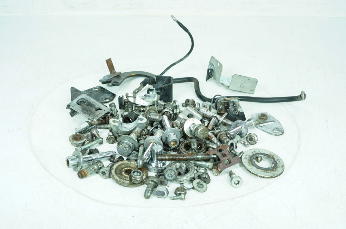 2007 Harley-Davidson Touring FLHTCUI - Hardware Bolts Nuts & Brackets
