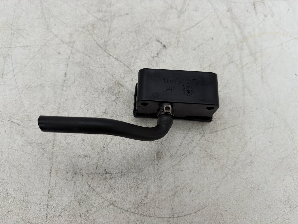 1995 Harley Electra Glide Touring FLHT OEM Rear Brake Master Cylinder Reservoir