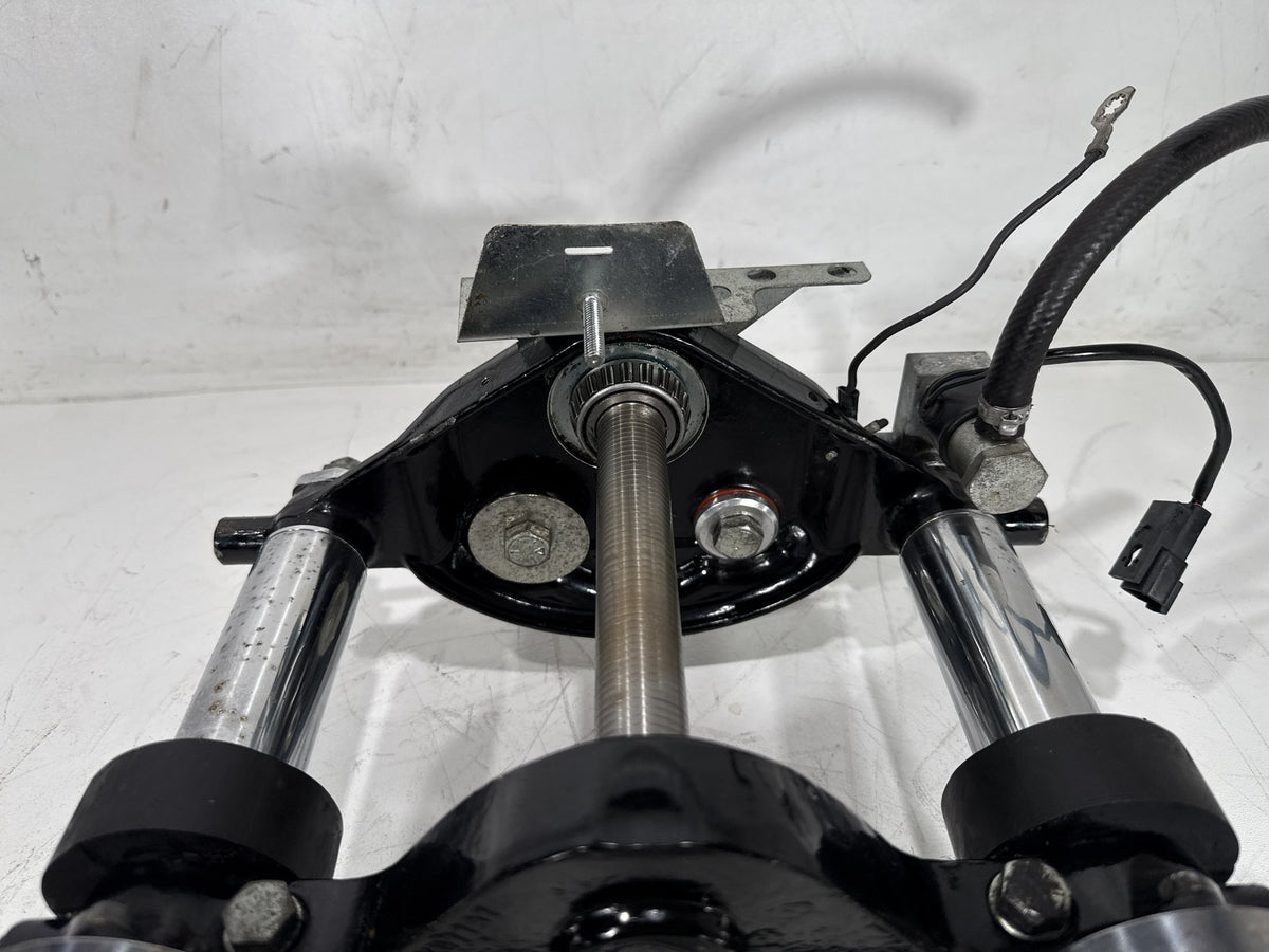 96 Harley Electra Touring Ultra Front Triple Tree Set & LH RH Fork Legs Sliders