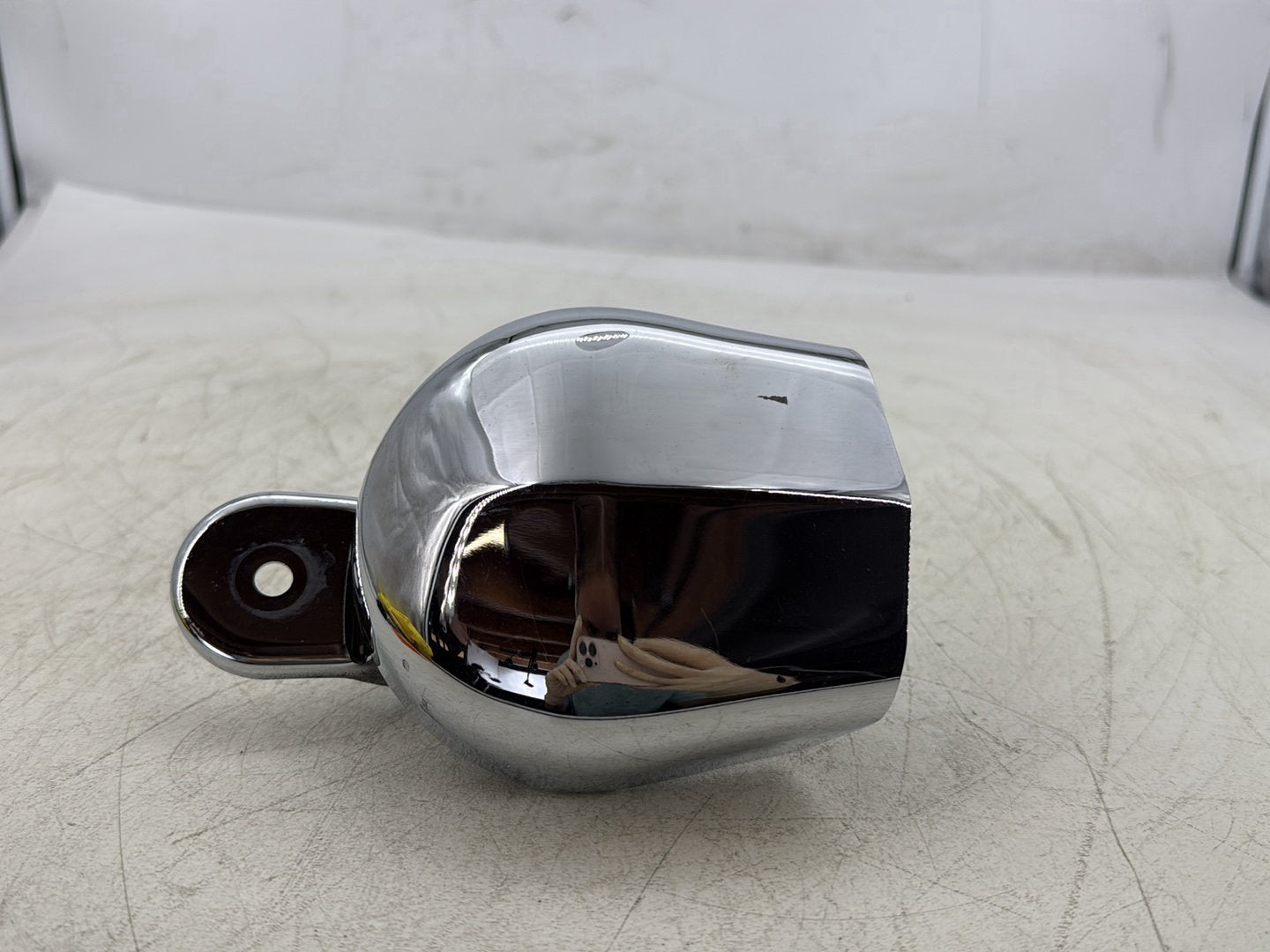 2004 Harley Dyna Super Glide FXDI OEM Horn Signal Klaxon Chrome Cover