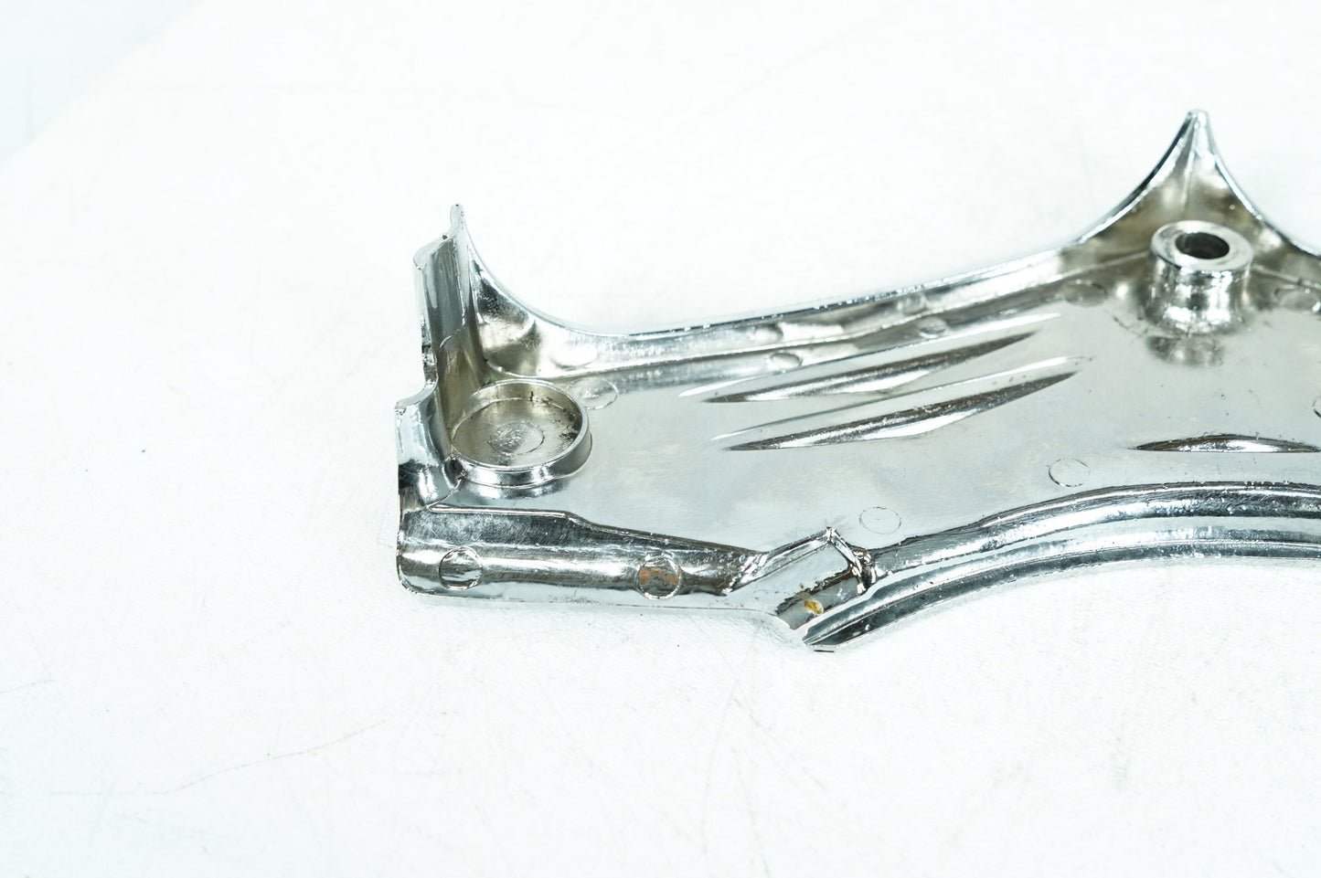 2000 - 2006 Harley-Davidson Softail Deuce Engine Motor Timing Chain Cover Kuryakyn 8392