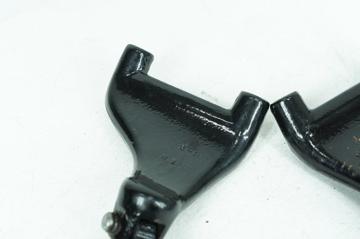 2005 Harley Sportster XL883 C Custom OEM Passenger Left & Right Foot Pegs