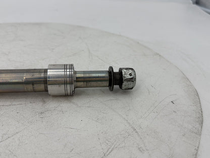 2007 - 2016 Harley-Davidson Touring Electra Glide Ultra Front Wheel Axle Bolt Shaft