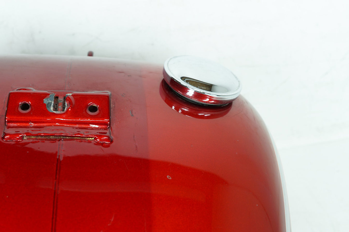1999 - 2006 Harley-Davidson Softail Fat Boy Fuel Gas Tank Gasoline Reservoir 62180-00D