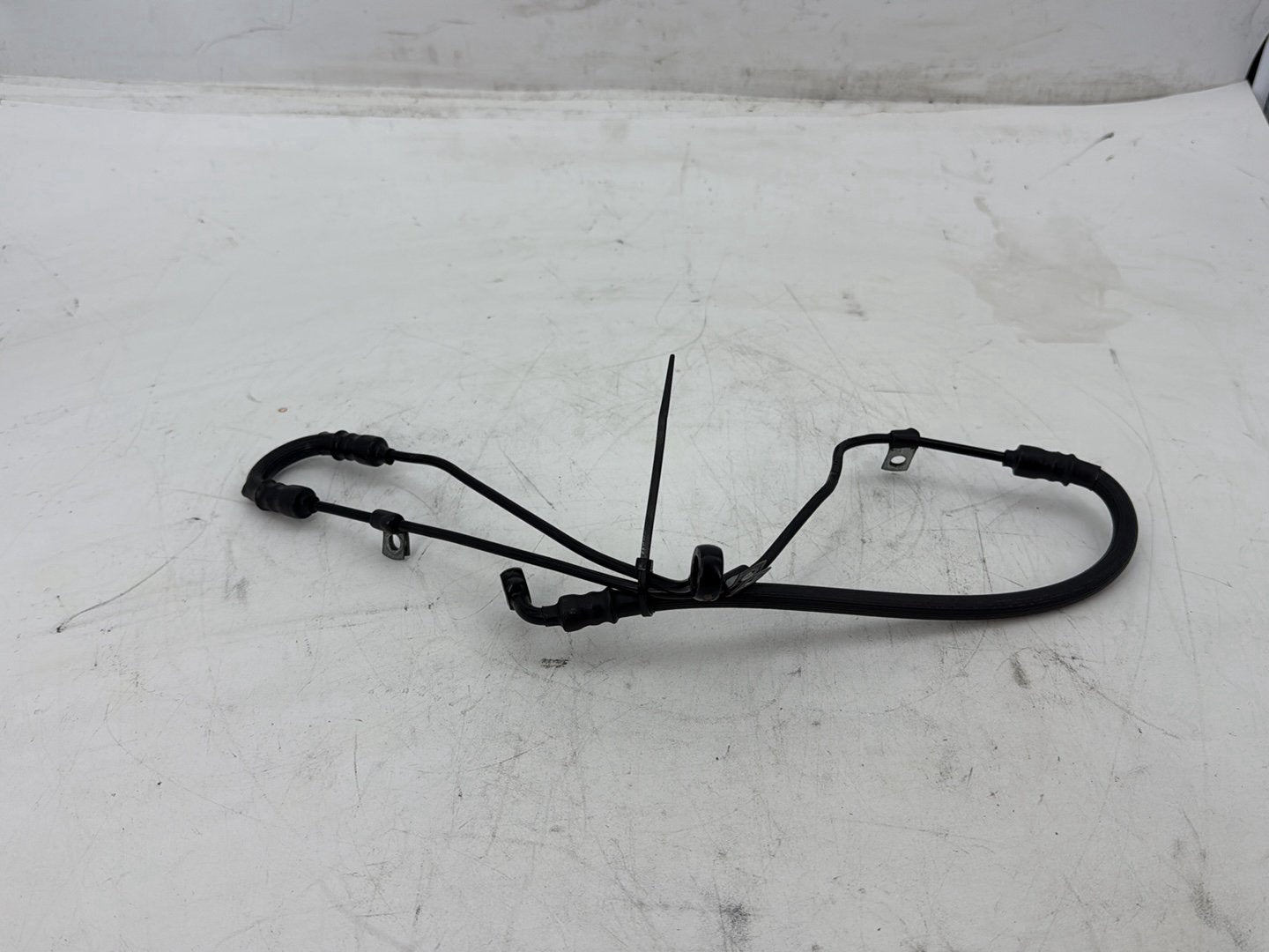 2002 Harley Heritage Softail Classic FLSTC OEM Front Brake Hose Line Pipe