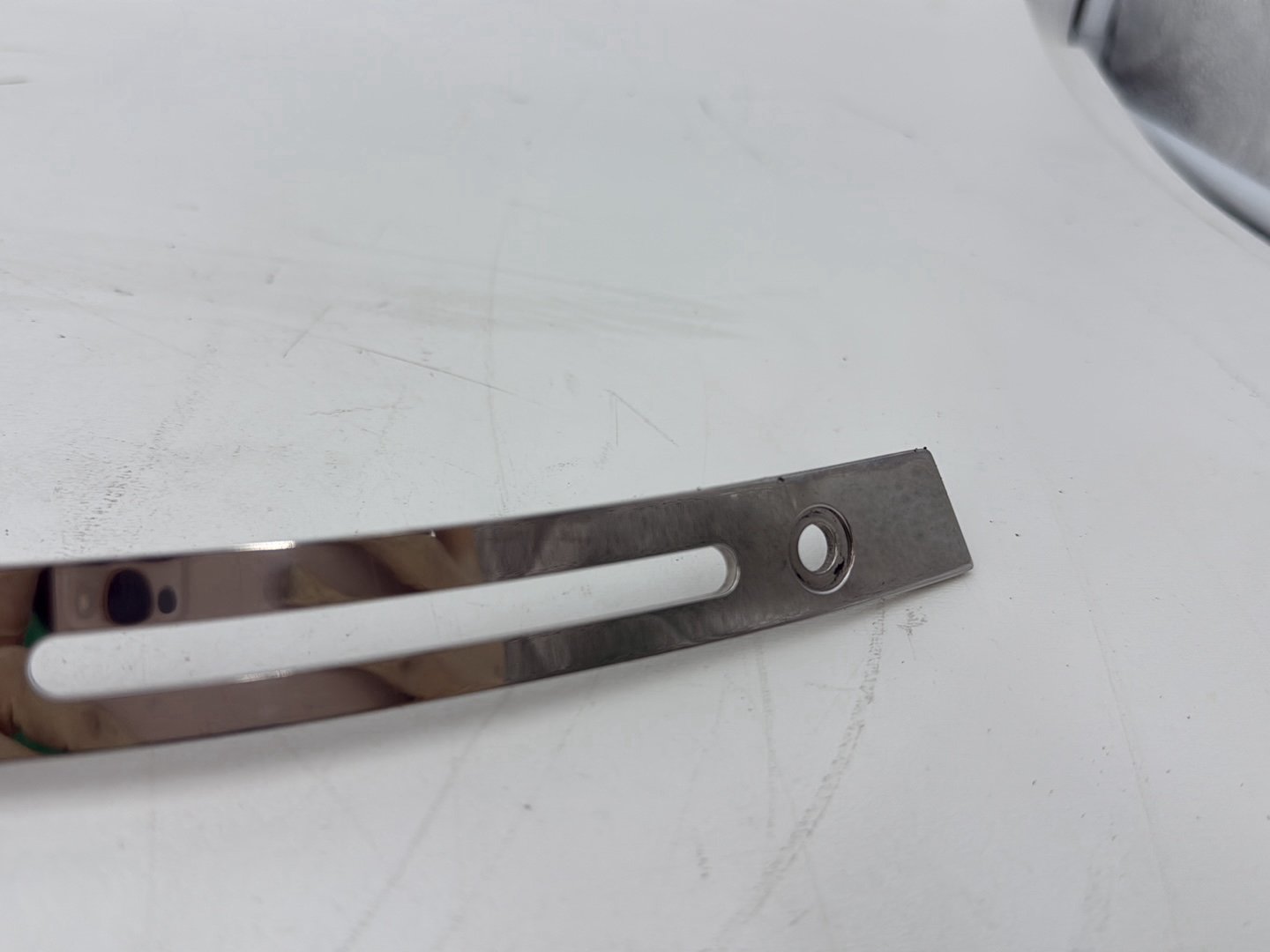 2008 Harley Touring FLHTCU Electra Glide Ultra OEM Front Windshield Mount Trim Strip 58247-96
