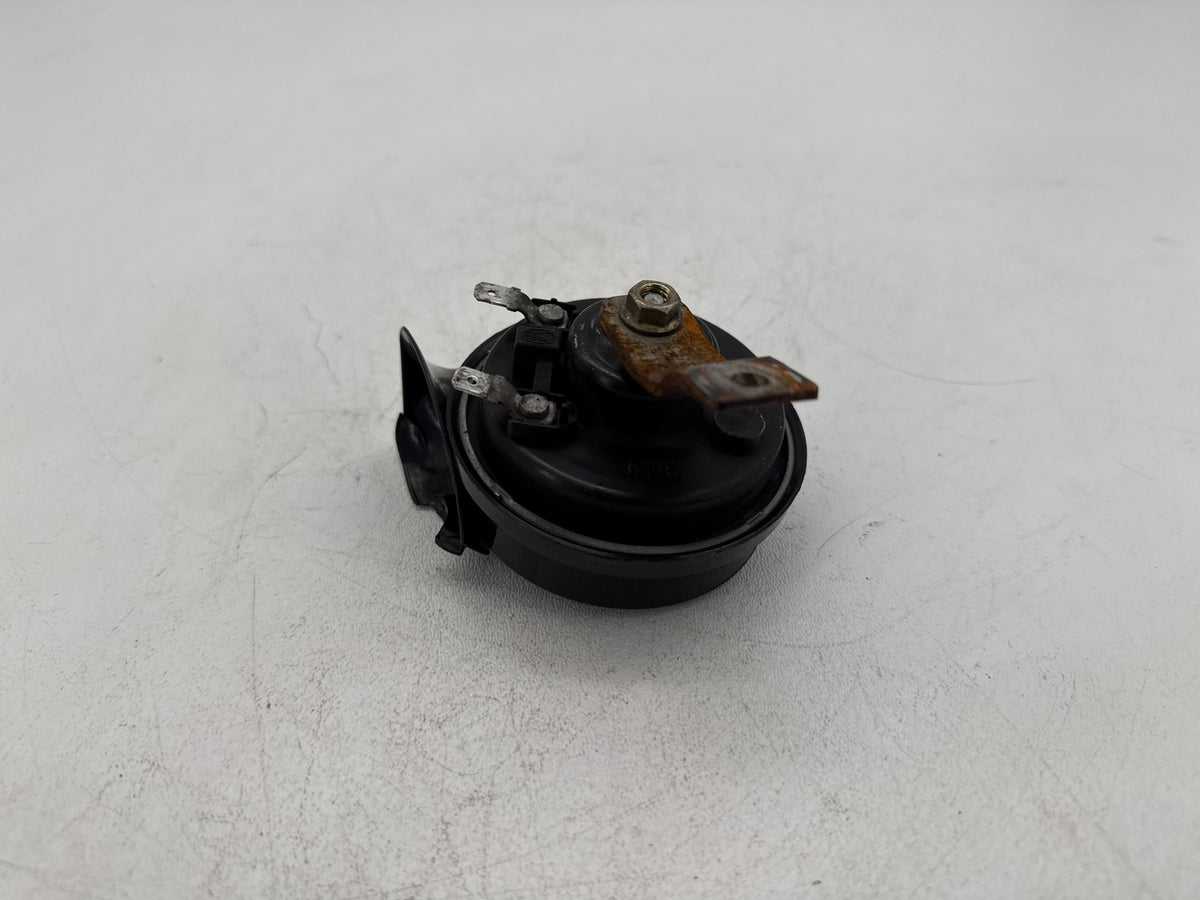 2008 Harley Dyna Fat Bob FXDF OEM Signal Horn Klaxon Beep * CRACKED *
