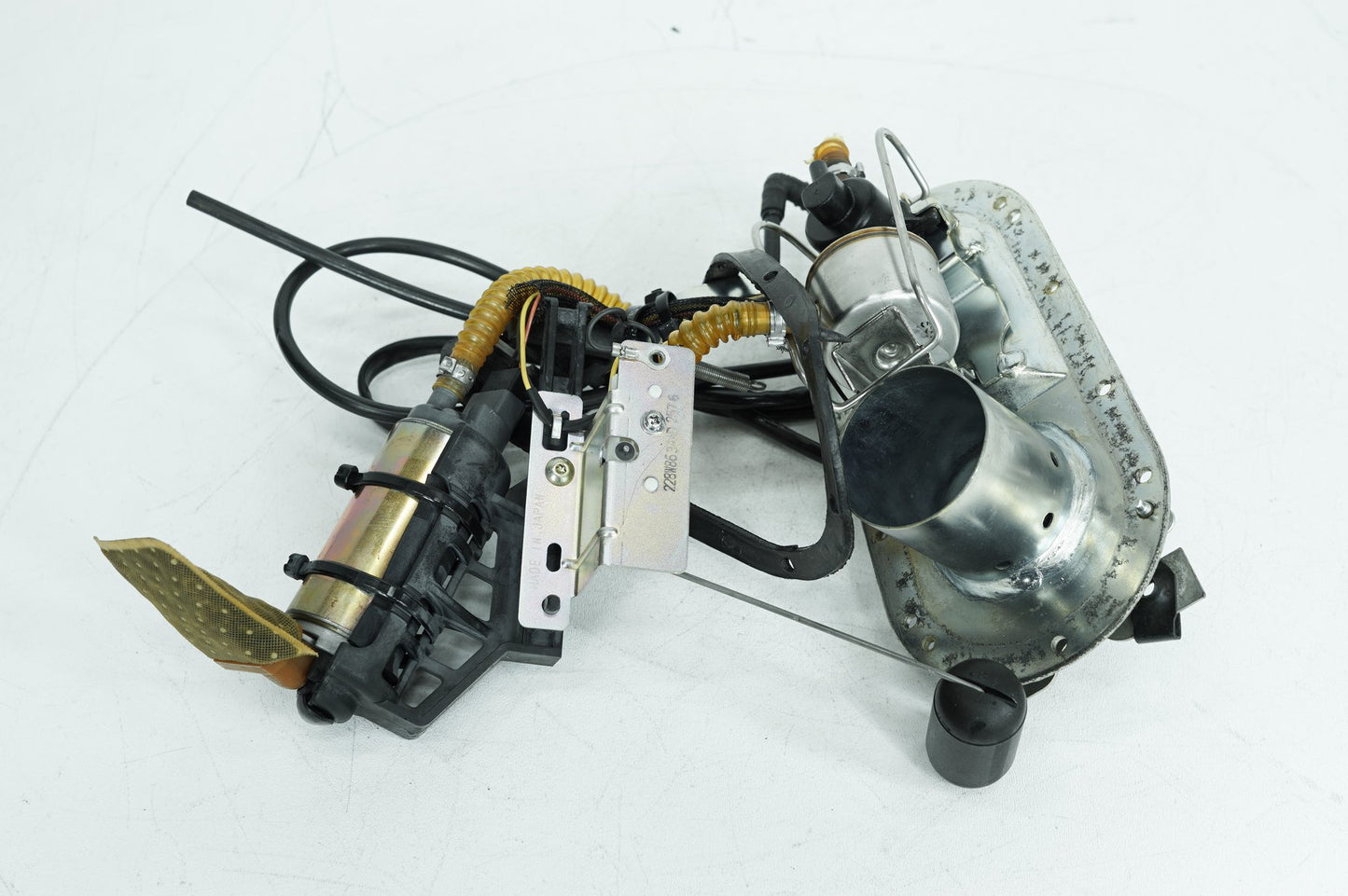 1999 - 2006 Harley-Davidson Touring Street Glide Gas Gasoline Fuel Petrol Pump Sending 62897-01B