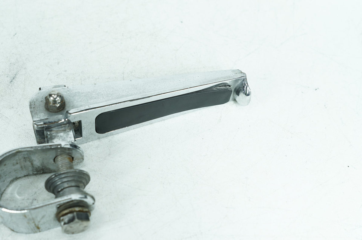 2009 Harley Touring Electra Glide Classic Front Driver Highway 1 Foot Peg Rest