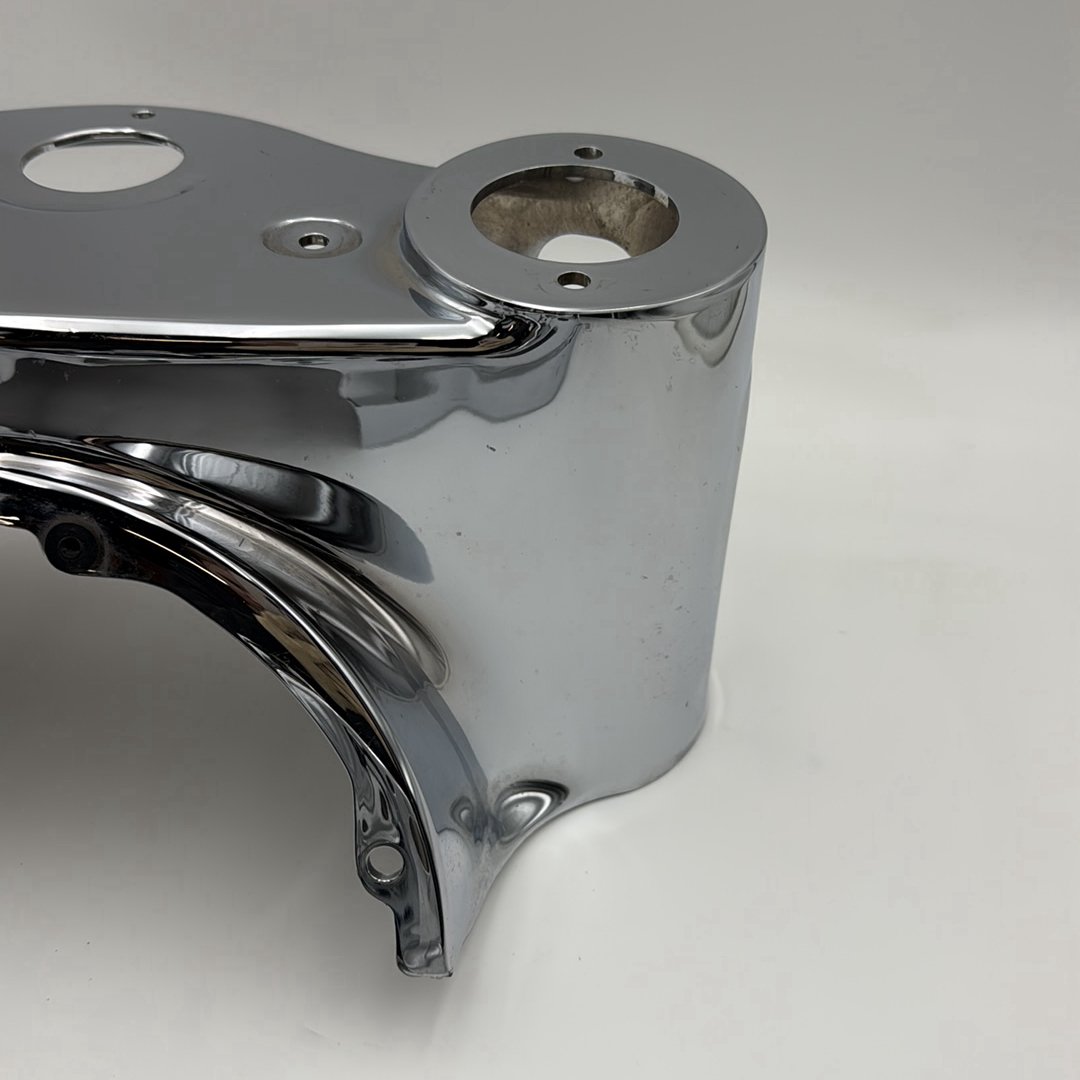 2007 - 2017 Harley-Davidson Dyna Switchback Front Lower Nacelle Headlight Cover Panel 57200024