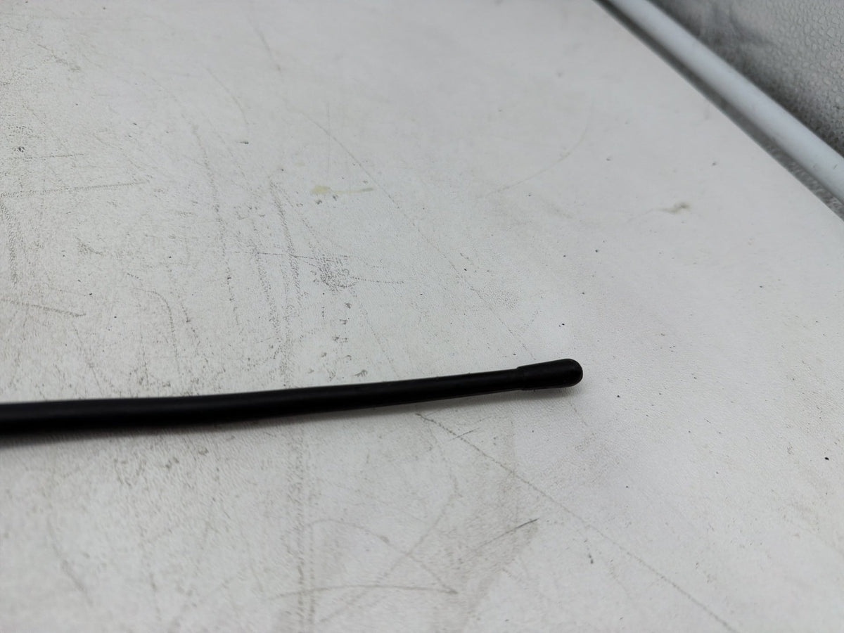 2010 Harley Electra Glide Touring Ultra OEM Audio Radio Antenna Mast FM AM
