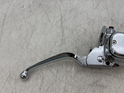2007 Harley Dyna Street Bob FXDBI OEM Front Right Brake Lever Master Cylinder
