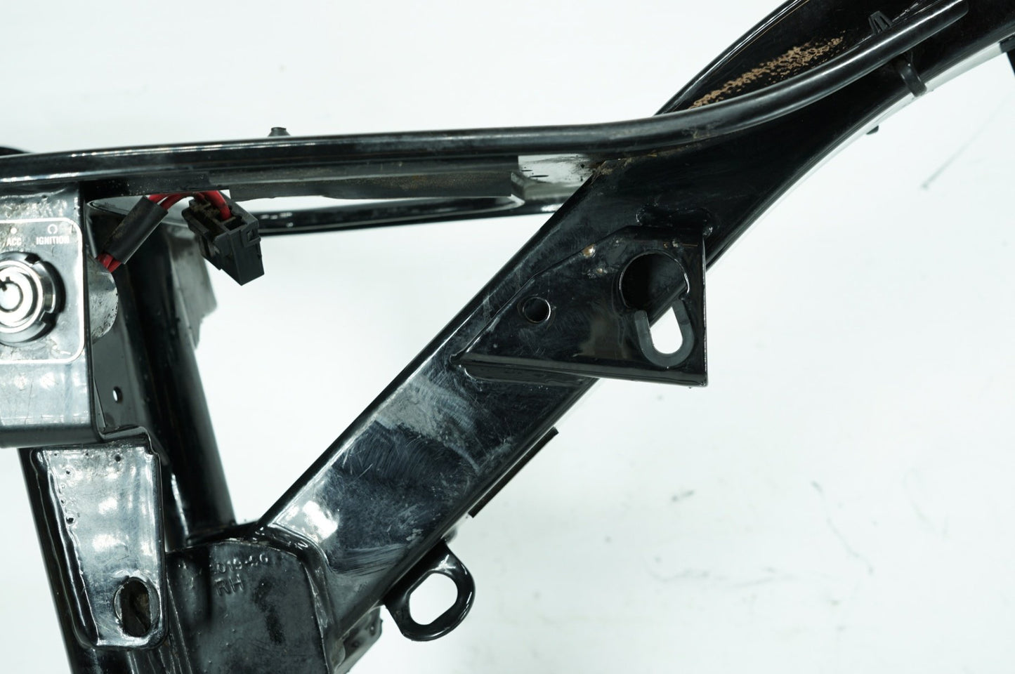 1999 - 2006 Harley-Davidson Dyna Low Rider Body Main Frame Chassis SLVG 47427-04BHP