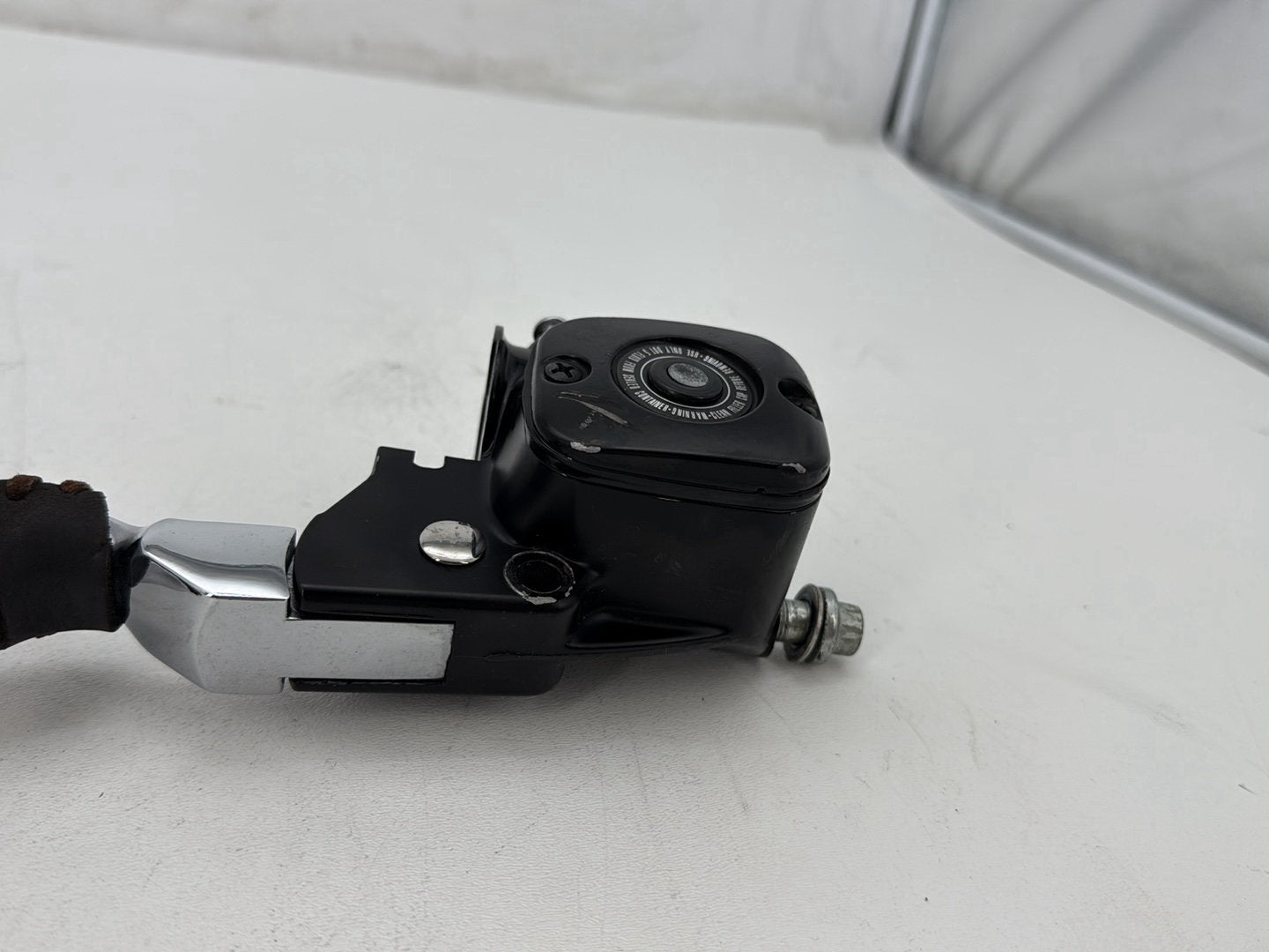 2004 Harley Softail FLSTC Heritage Classic OEM Front Right Brake Lever Master Cylinder