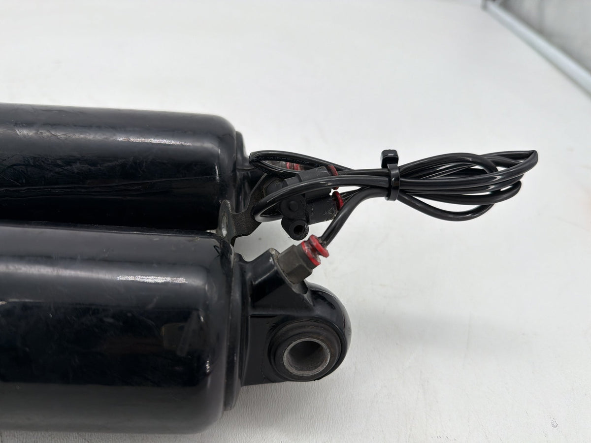 2012 Harley Electra Glide Touring Ultra OEM Rear Left Right Shock Absorbers 13"