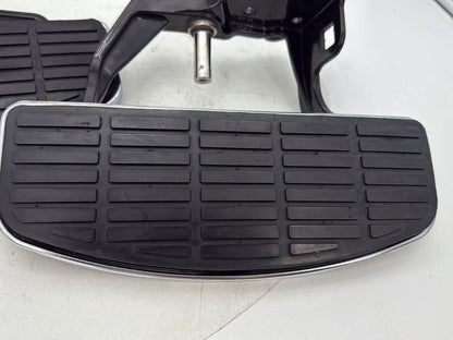 2004 Harley Softail FLSTC Heritage Classic OEM Left Right Driver Floorboard Foot Rest
