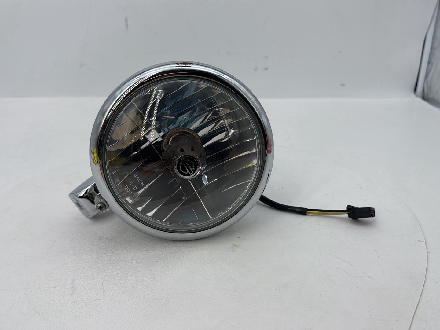 2004 - 2013 Harley-Davidson Sportster 883 Custom Headlight Headlamp Head Light Halogen 68297-05