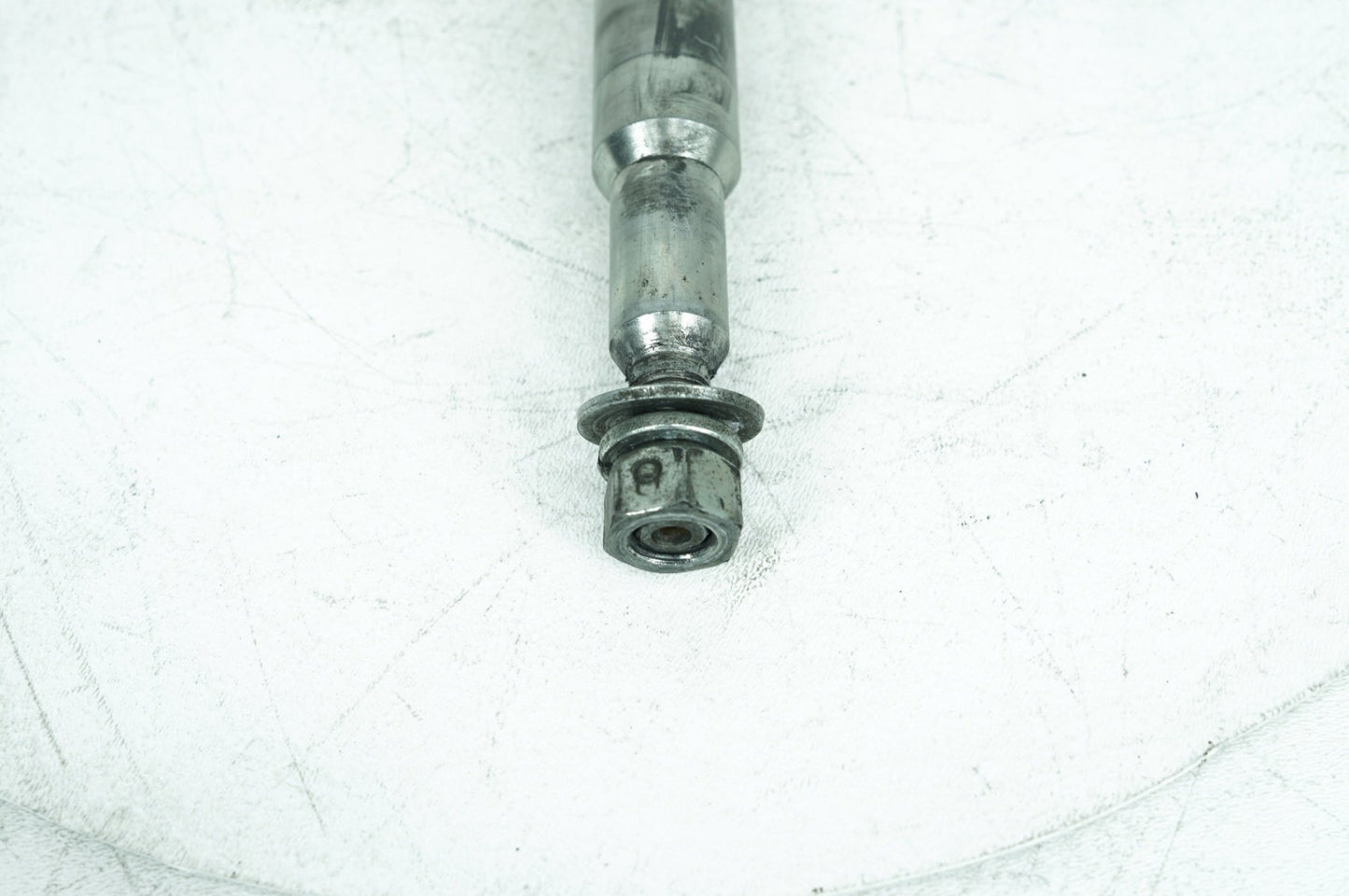 1999 - 2006 Harley-Davidson Touring Electra Glide Ultra Front Wheel Axle Bolt Shaft 43364-00