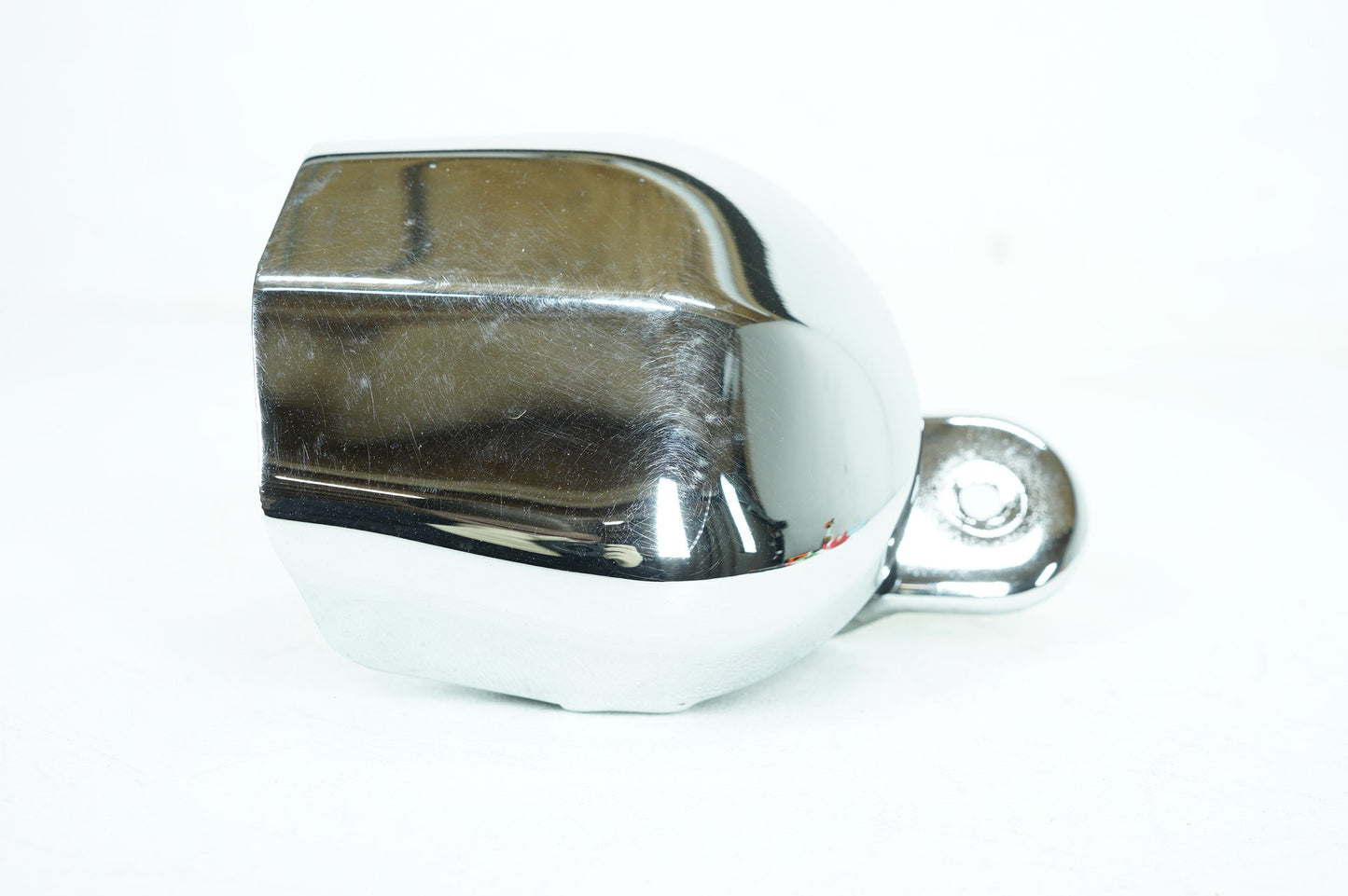 2000 - 2006 Harley-Davidson Dyna Street Bob Horn Signal Klaxon Chrome Cover 69012-93A