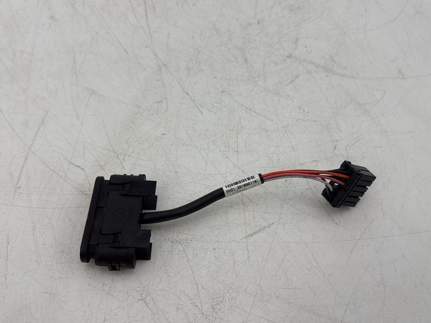 2007 Harley Touring FLHTCU Electra Glide Ultra OEM Dash Indicator Lamp Wire Plug 68789-96A