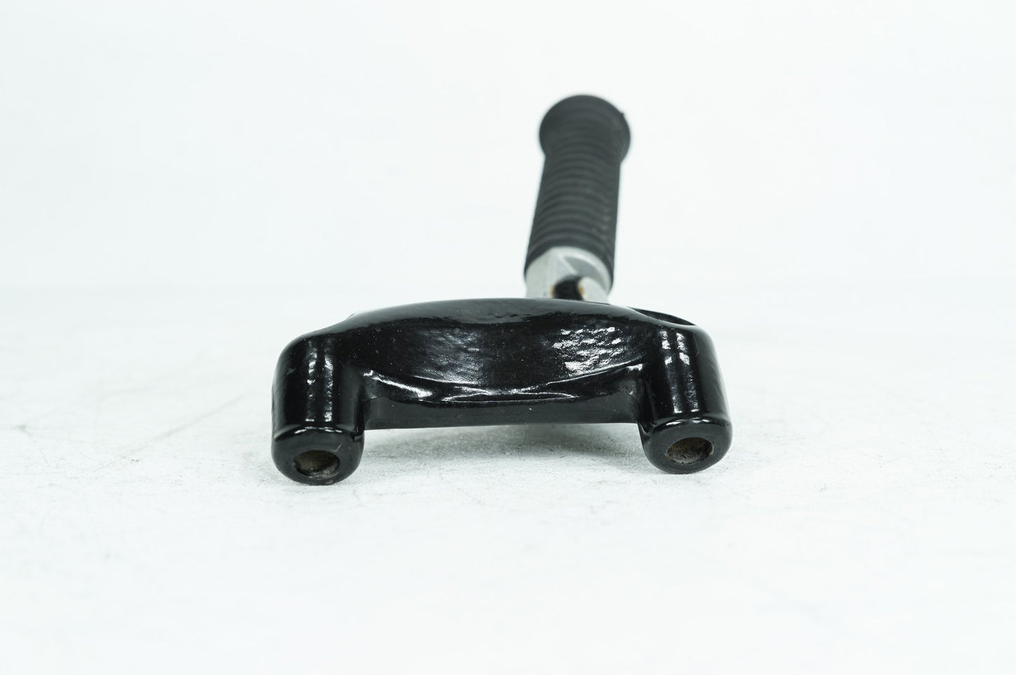 Rear Passenger 1 Foot Peg Step Rest, 33216-99, 2006, Harley-Davidson, Sportster, Low, XL1200 L
