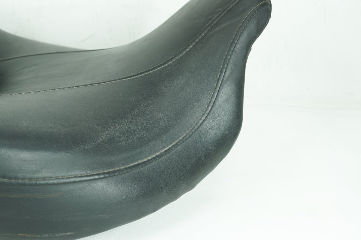 2011 Harley Touring FLHTCU Electra Glide OEM Passenger Rider Driver Seat Saddle