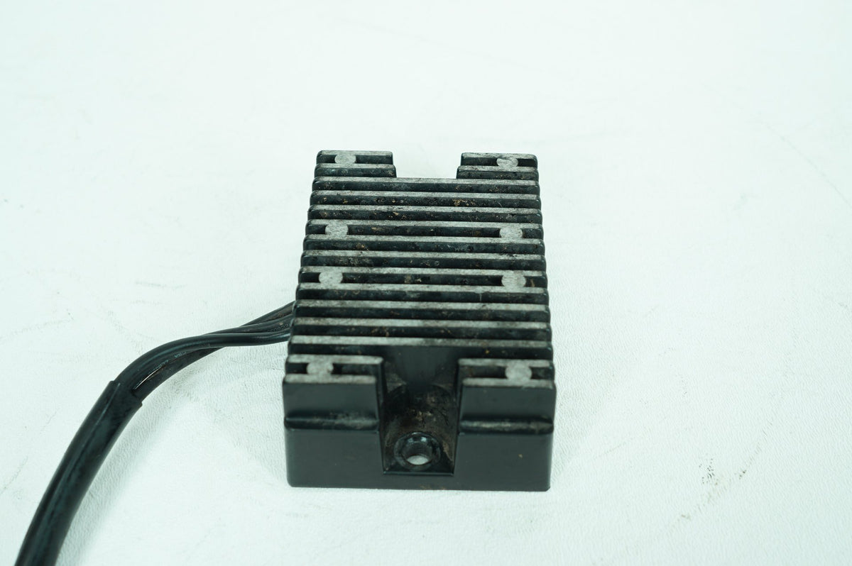 2003 Harley Sportster XL1200 C Custom OEM Voltage Regulator Rectifier