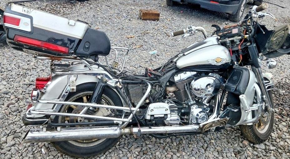 1999-2006 Harley-Davidson Electra Glide Ultra FLHTCUI Touring