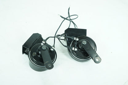 2018 - 2025 Harley-Davidson Softail Street Bob Signal Horn Klaxon Beep E11 00238