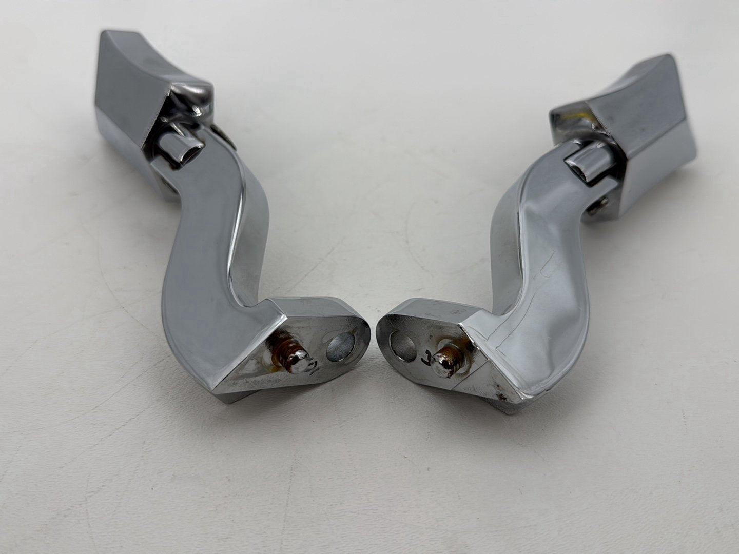 2013 Harley Street Glide Touring FLHX Passenger Left &amp; Right Foot Pegs Bad Dad