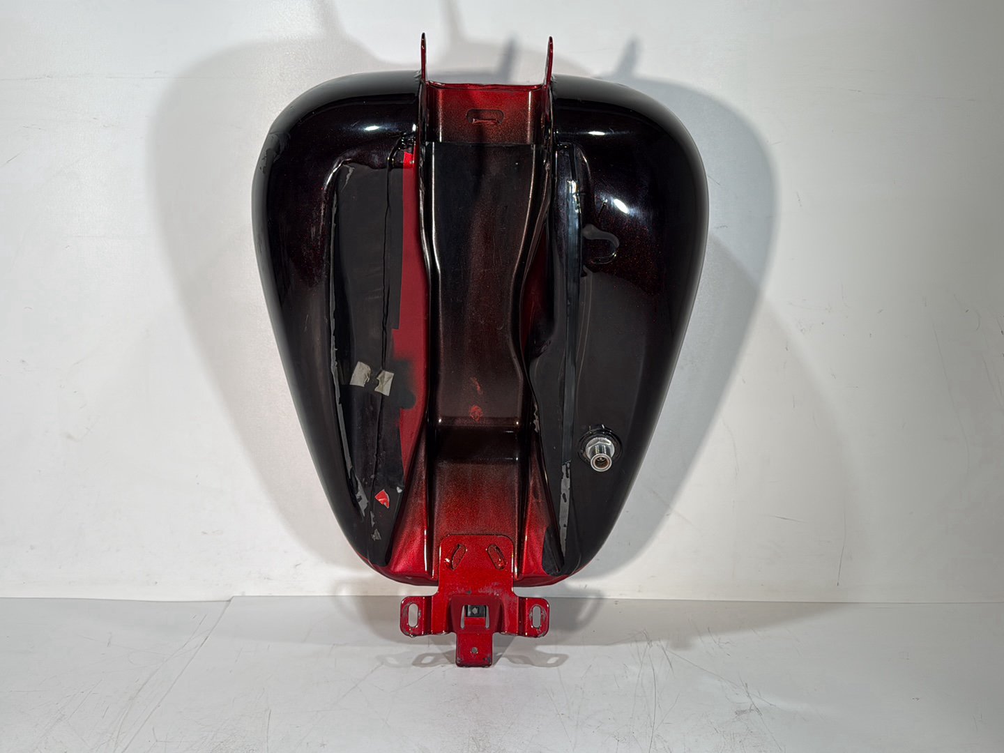 2008 - 2016 Harley-Davidson Touring Electra Glide Ultra Fuel Gas Tank Gasoline Reservoir 61356-08