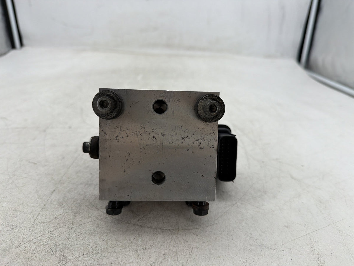 2011 Harley Electra Glide Touring Ultra OEM ABS Brake Pump & Control Module