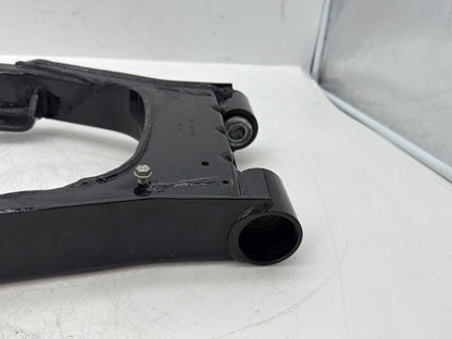 2005 Harley Touring FLHRCI Road King Classic OEM Rear Fork Swingarm Swing Arm