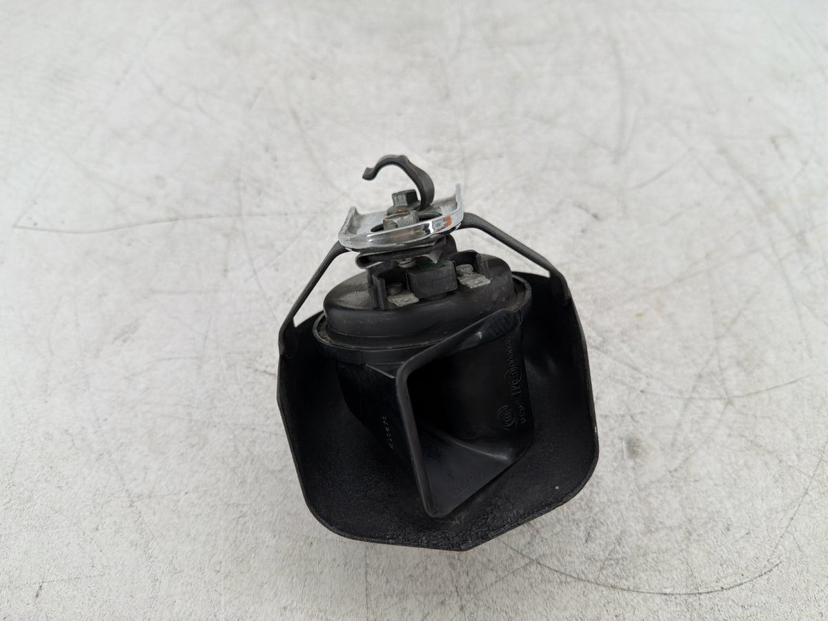 2013 Harley Street Glide Touring FLHX OEM Horn Signal Klaxon Chrome Cover