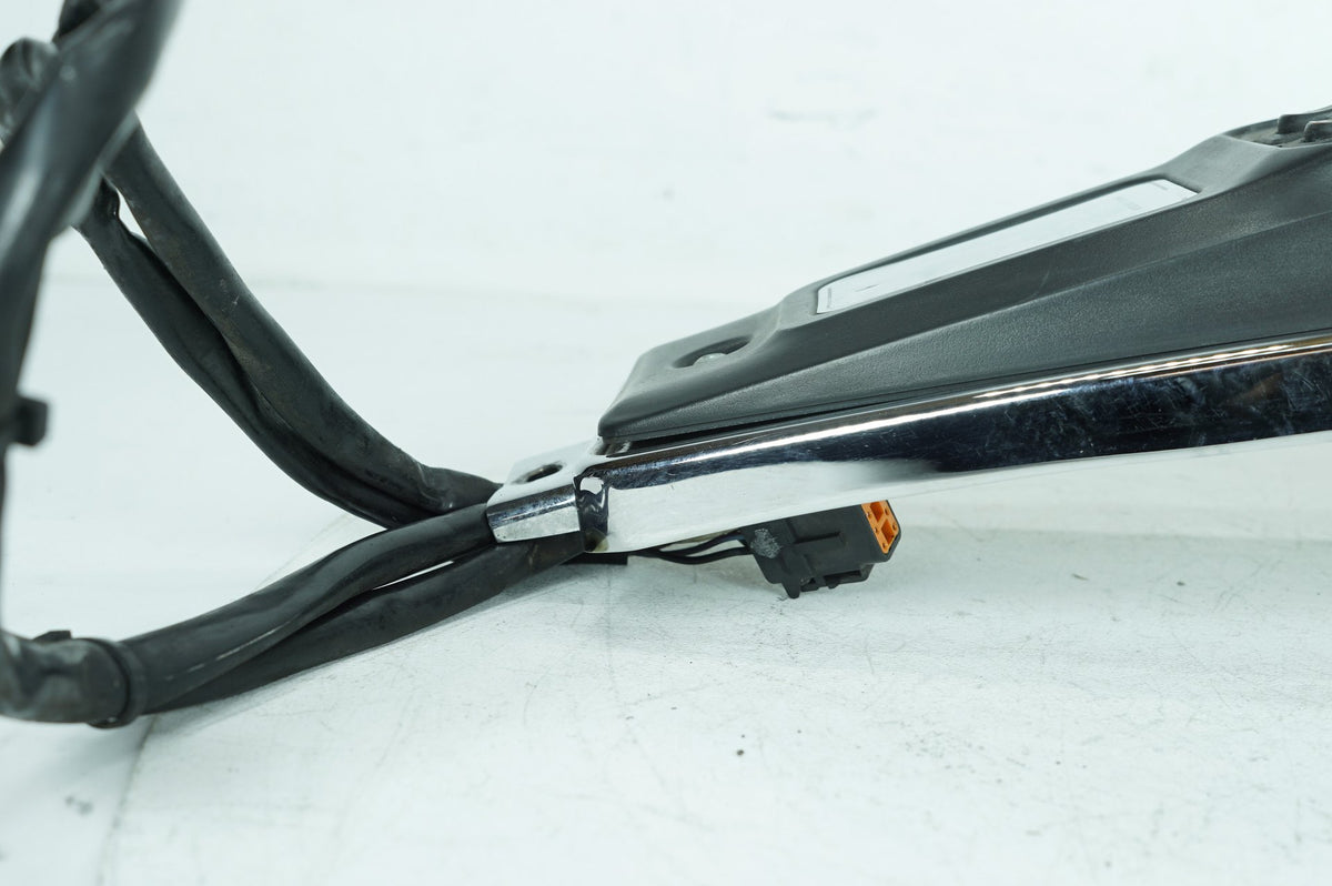 2001 Harley FLHTCUI Electra Glide Ultra Classic OEM Fuel Gas Tank Dash Console