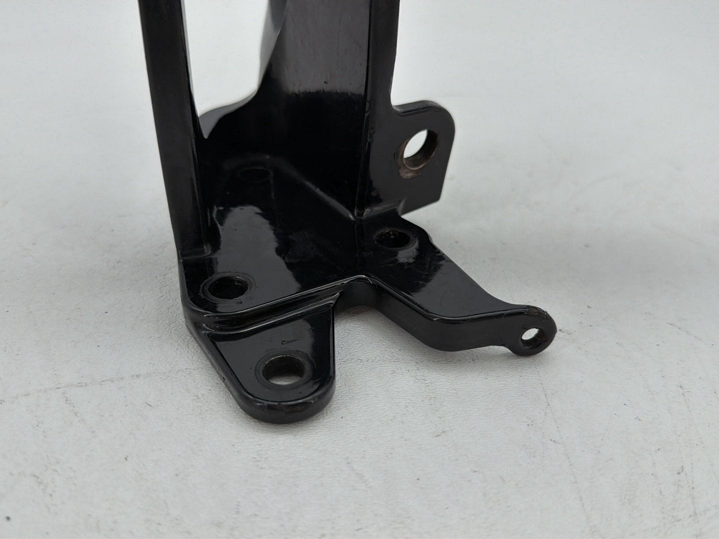 2011 Harley Heritage Softail Classic FLSTC OEM Left 1 Footboard Mount Bracket