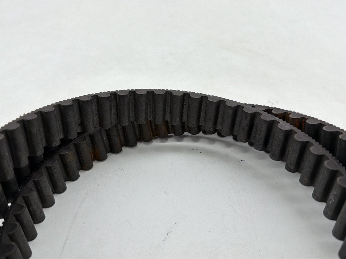 2007 Harley Street Glide Touring FLHX OEM Rear Drive Belt 40024-07 137T 1"