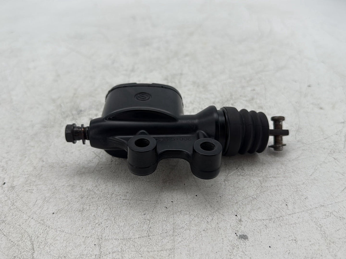 2010 Harley Road King Touring Classic OEM Rear Brake Master Cylinder Reservoir
