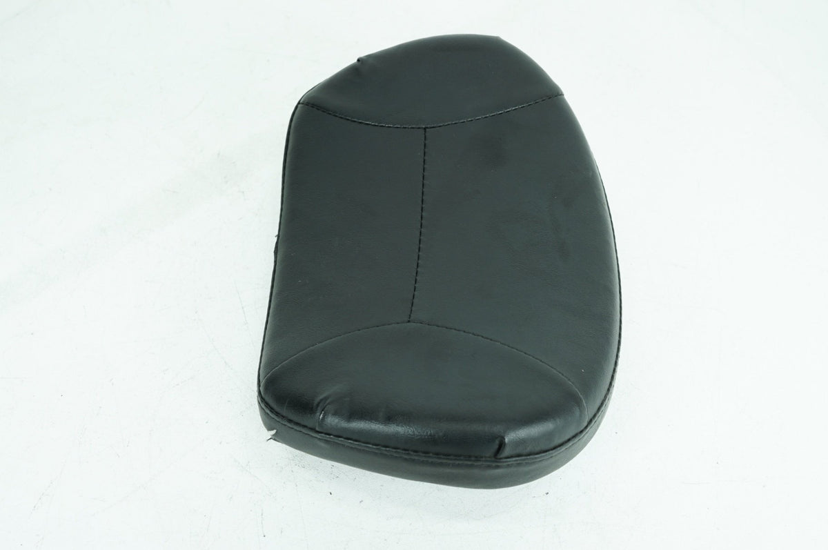 02 Harley Touring FLHR Road King Classic OEM Rear Passenger Backrest Cushion Pad