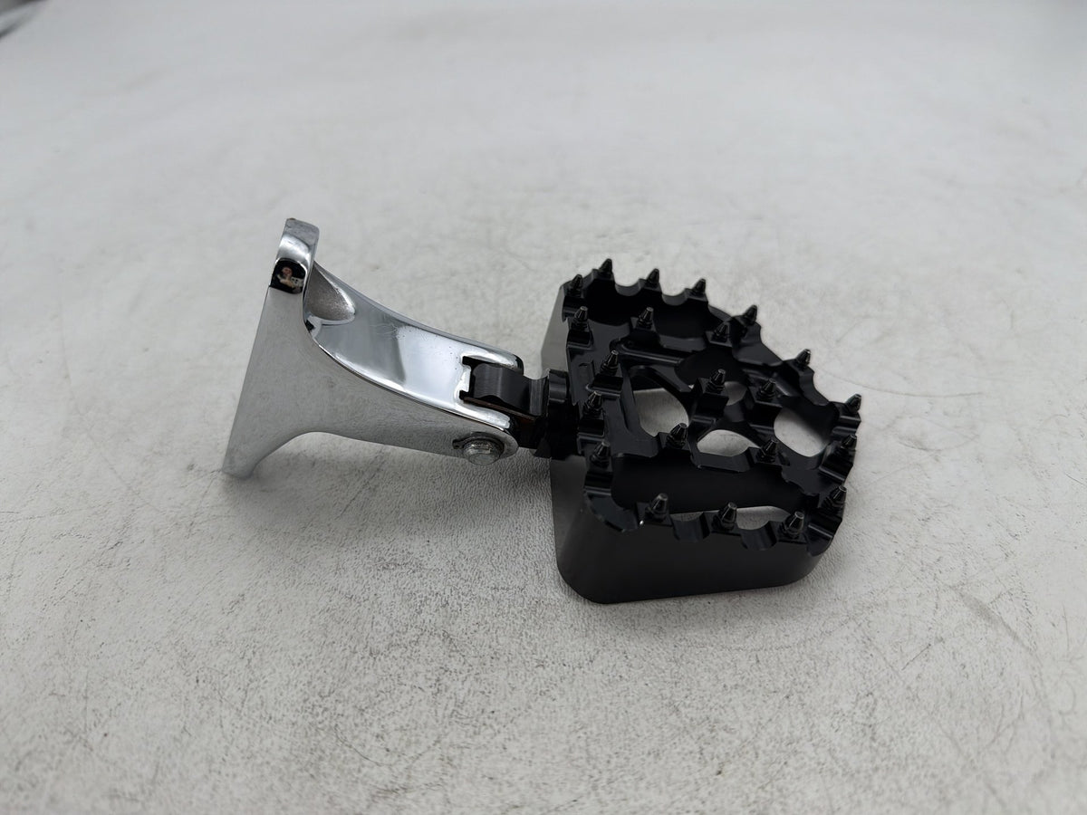 2006 Harley Street Glide Touring Rear Passenger 1 Foot Peg Step Rest Billet CNC