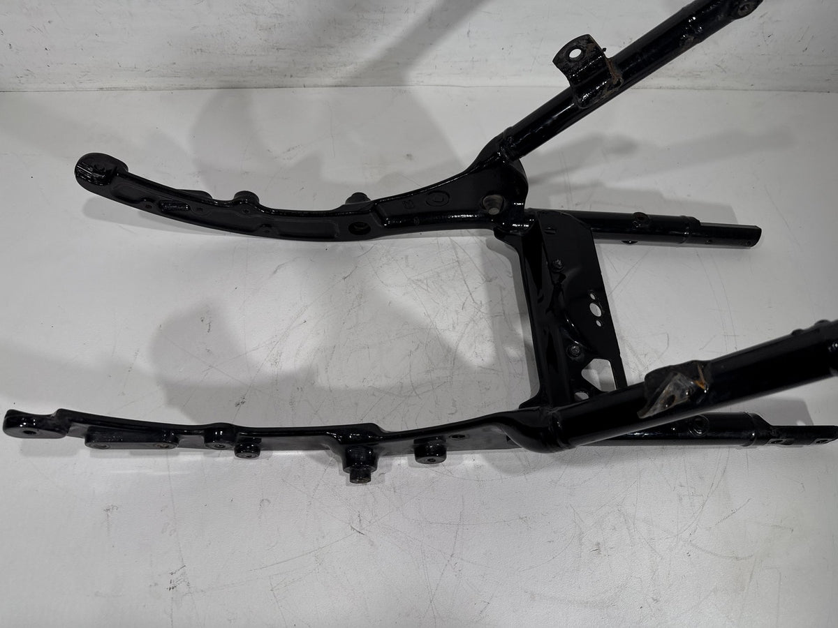 2011 Harley Road King Touring FLHR OEM Rear Back Sub Frame Rail Bar 48079-09BHP