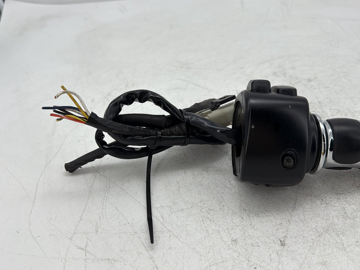 2007 Harley Road King Touring OEM Left Turn Signal Headlight Switches Controls