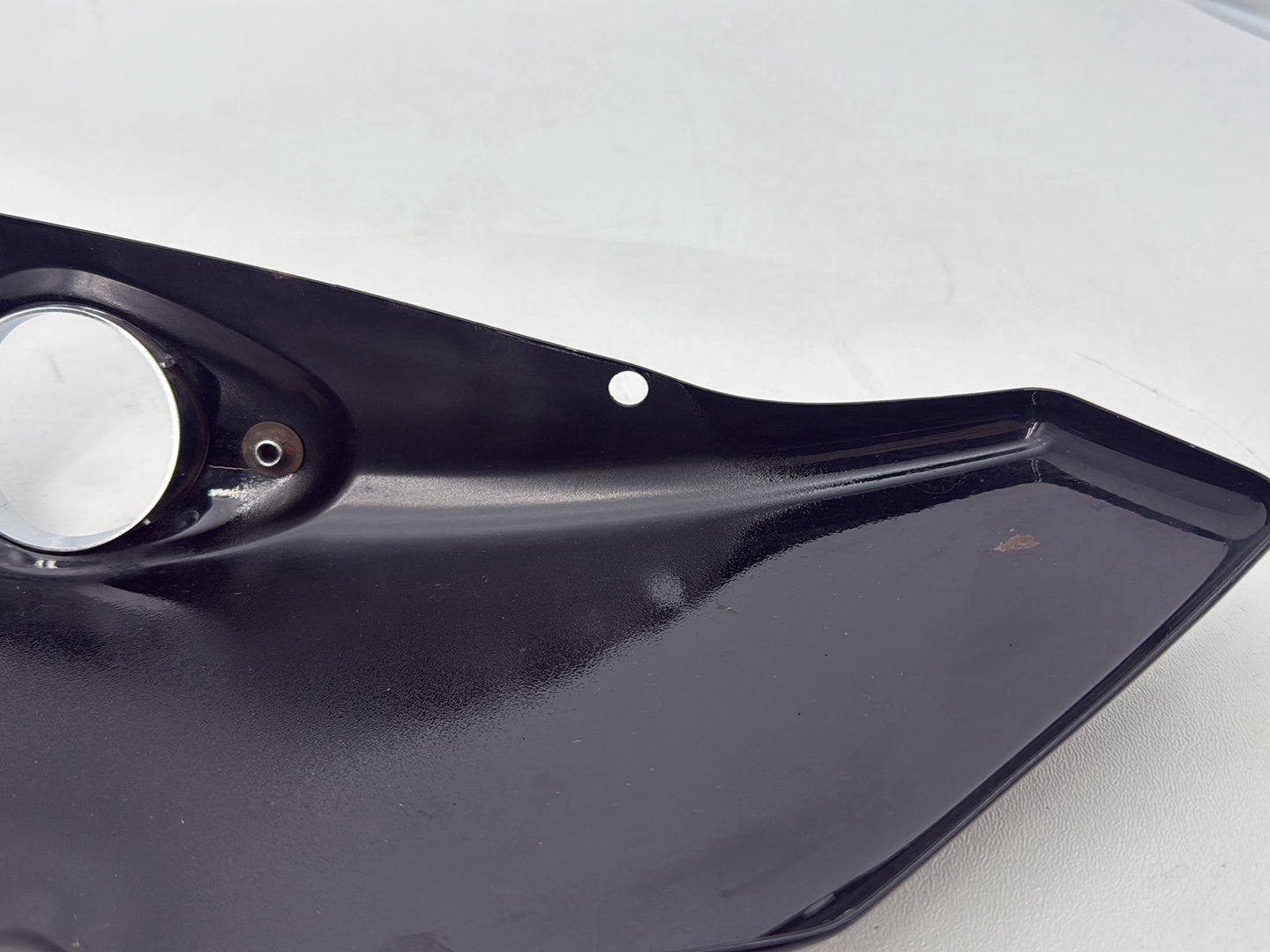 2004 - 2013 Harley-Davidson Sportster 883 Custom Right Fairing Side Oil Tank Cover 66252-04