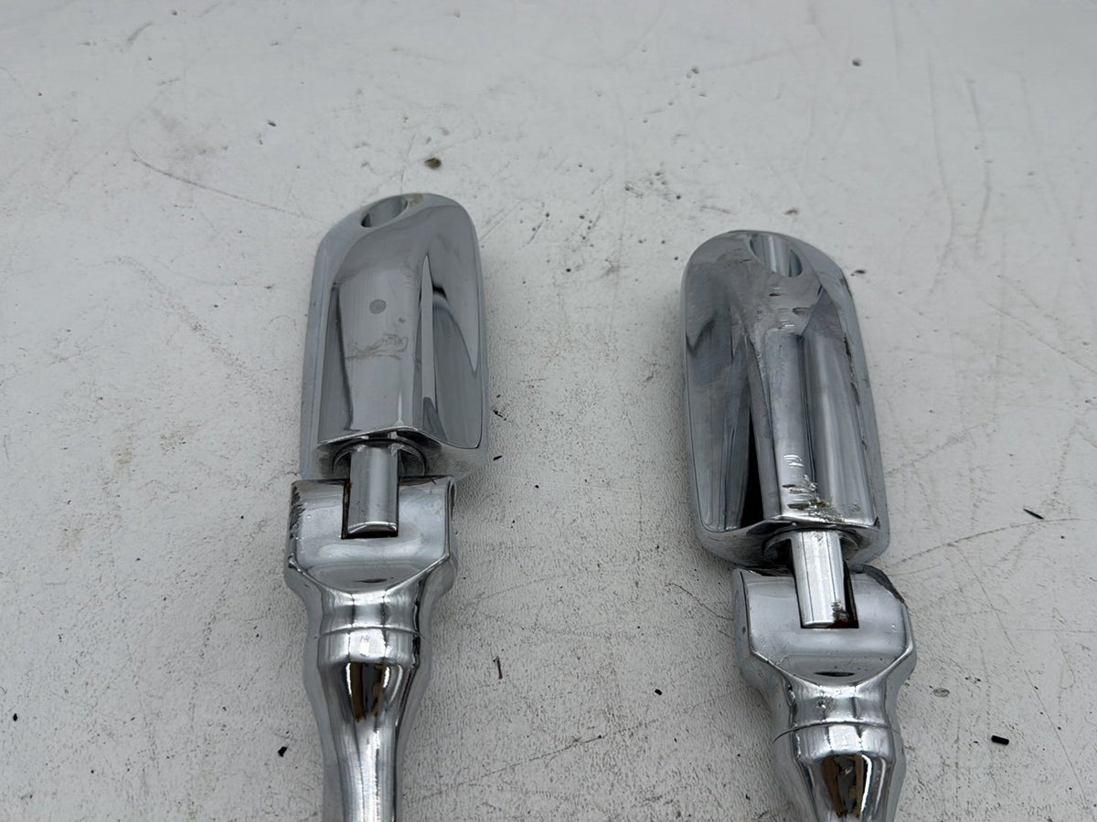 2006 Harley Street Glide Touring FLHXI OEM Front Right Left Highway Foot Pegs