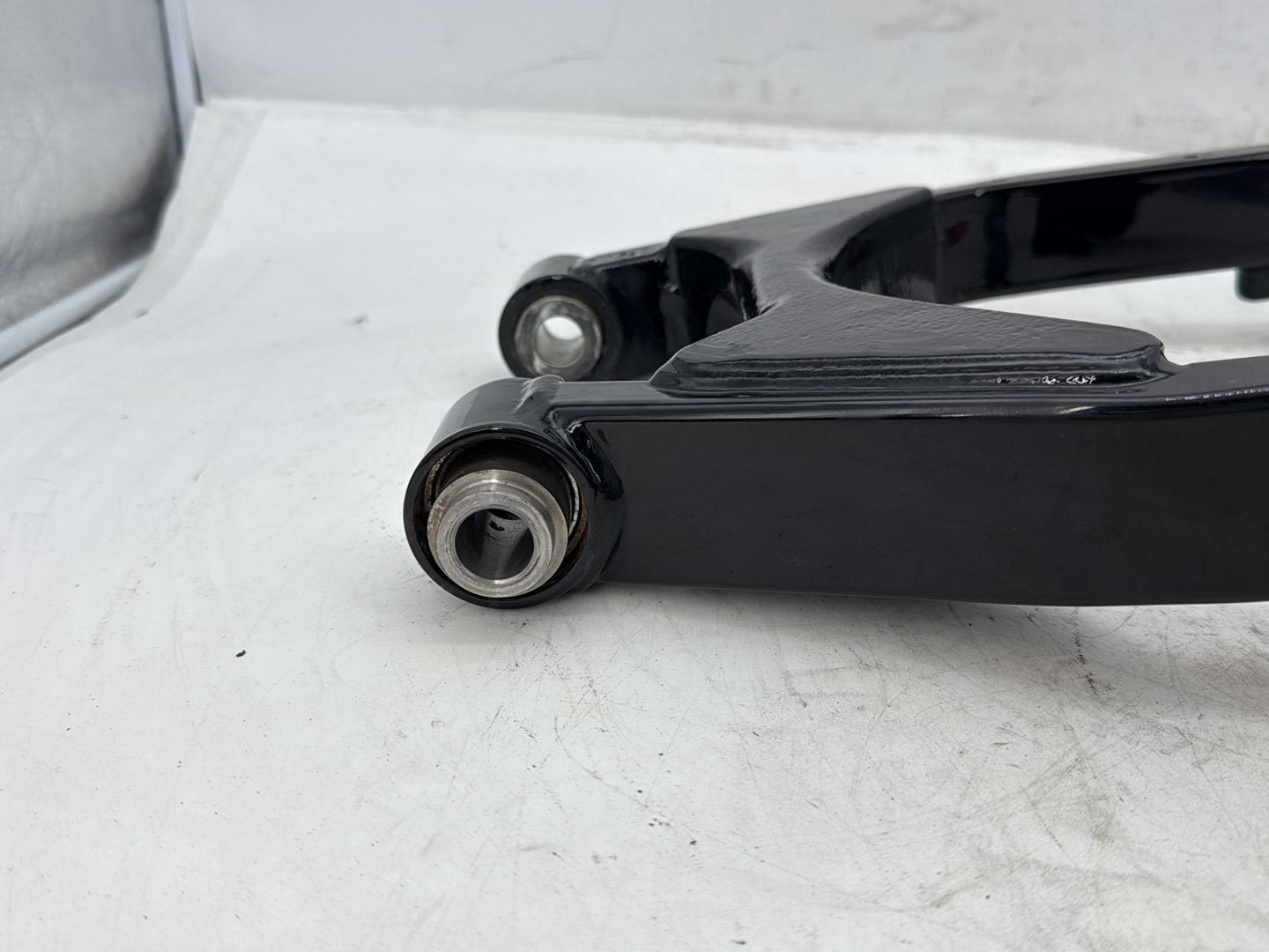 2012 Harley Dyna FXDF Fat Bob OEM Rear Fork Swingarm Swing Arm