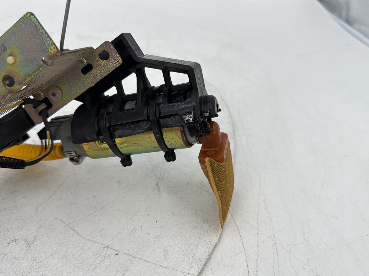 1999 - 2006 Harley-Davidson Touring Electra Glide Ultra Fuel Pump Gas Gasoline Petrol Sending 62897-01B