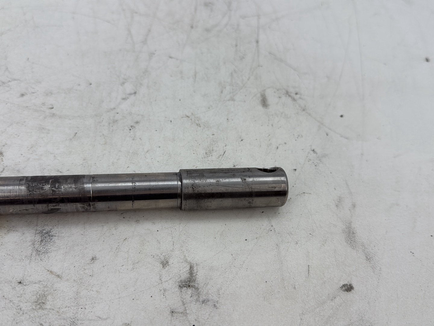 2002 Harley Heritage Softail Classic FLSTC OEM Front Wheel Axle Bolt Shaft