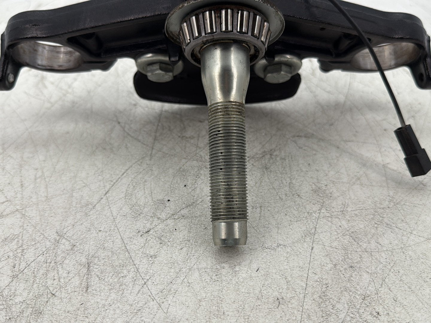 2016 Harley Road King Touring FLHR OEM Front Fork Upper Triple Tree Clamps