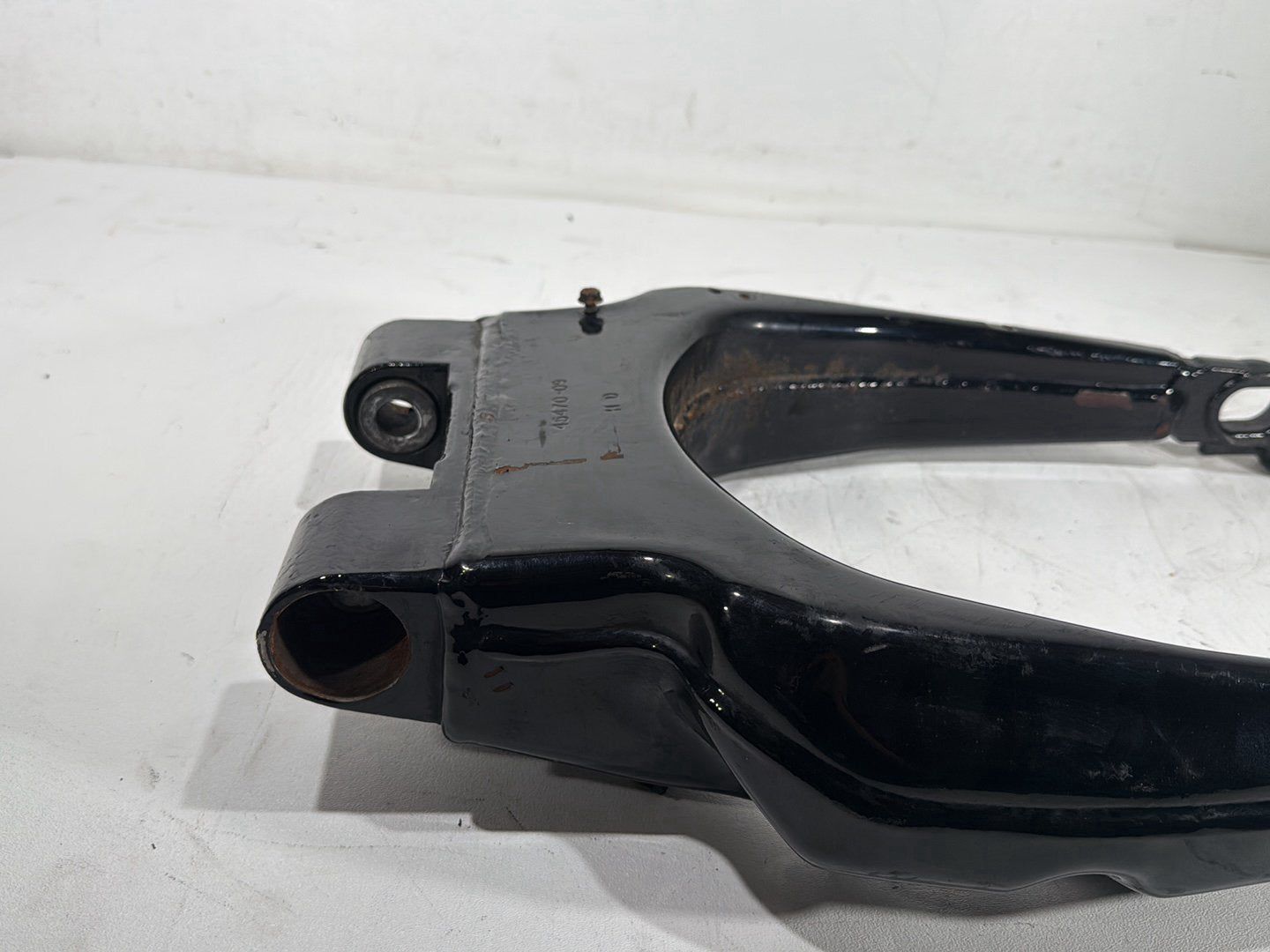 2018 Harley Electra Glide Touring Ultra FLHTCU OEM Rear Fork Swingarm Swing Arm